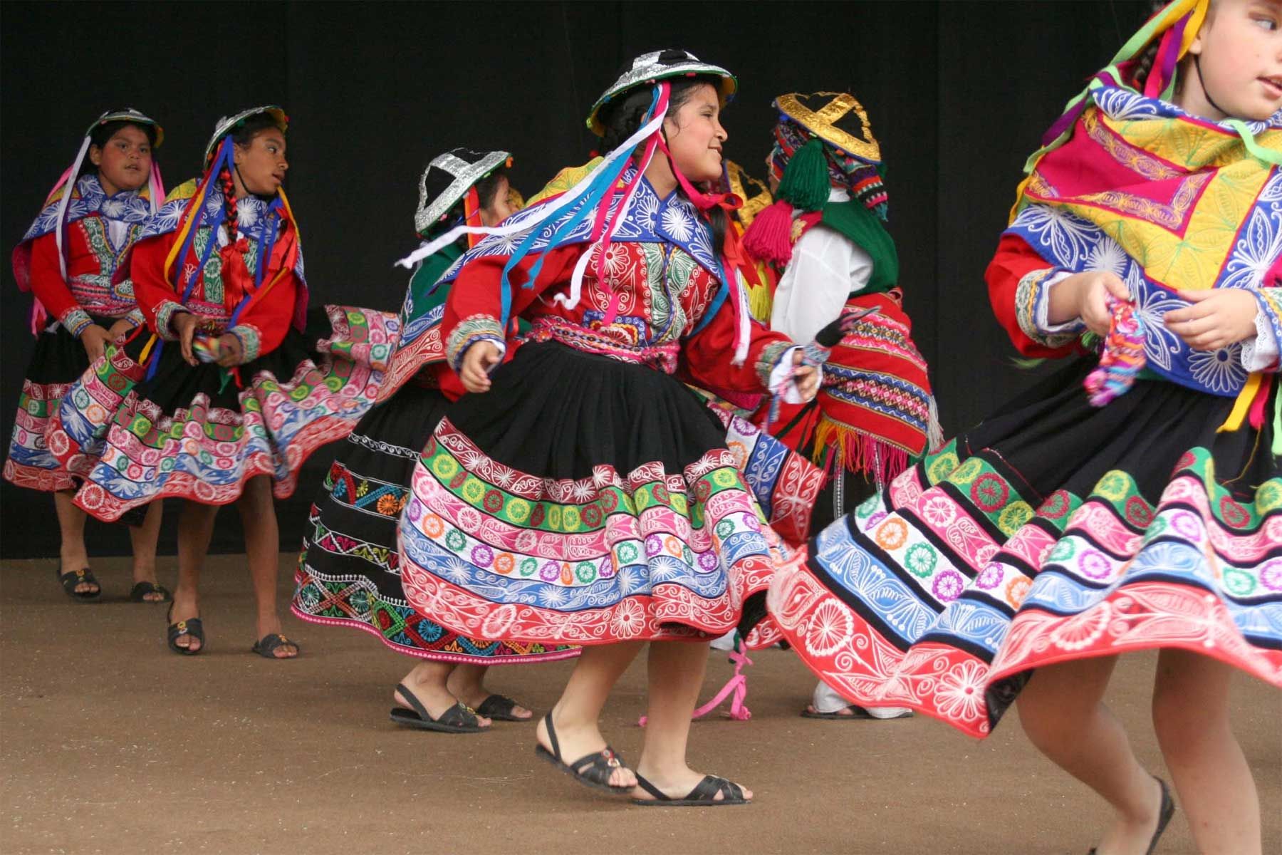 Centros educativos del cono sur obtienen primeros puestos en concurso de  danzas típicas | Noticias | Agencia Peruana de Noticias Andina