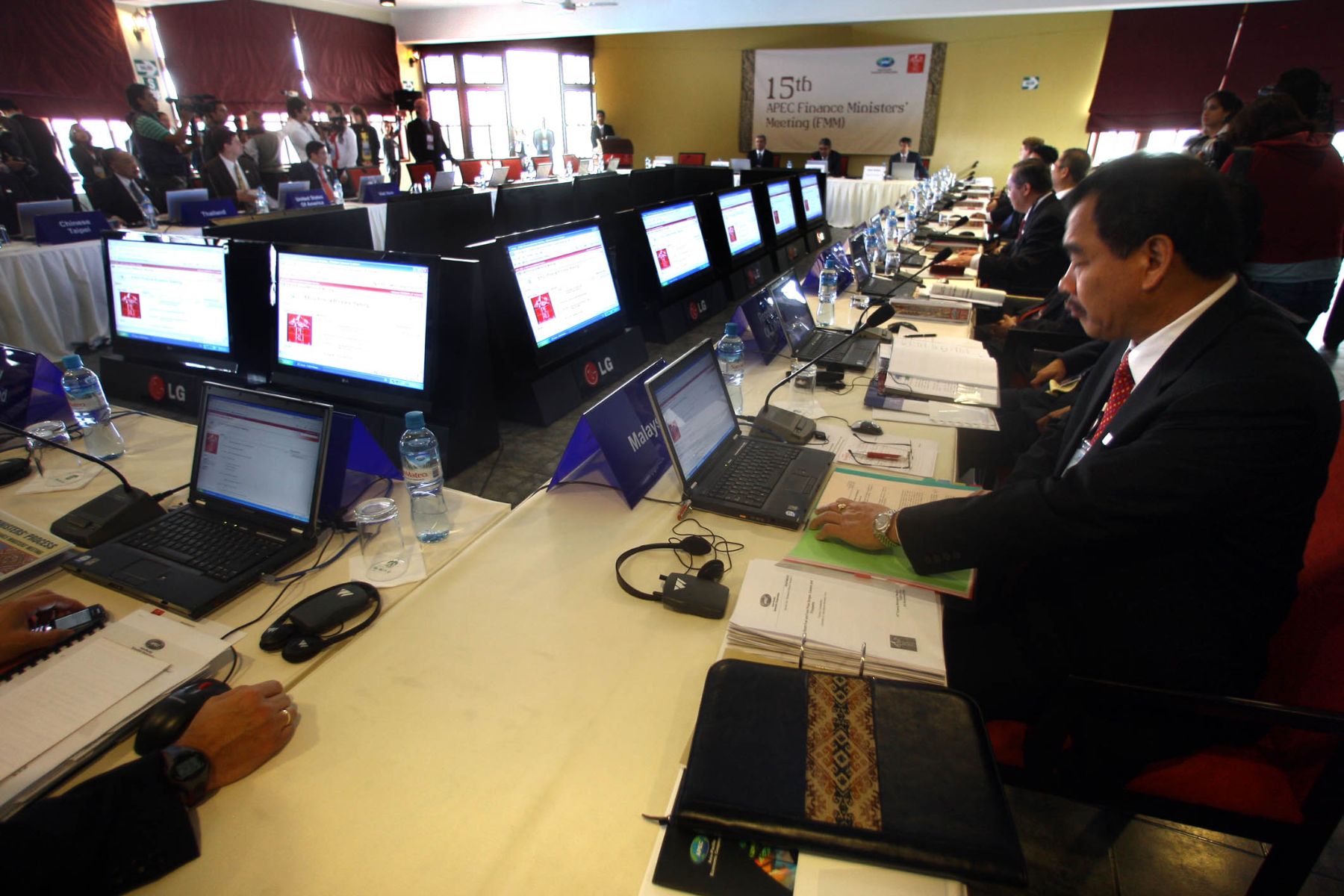 El Ministro de Economía del Perú, Luis Valdivieso, inauguró la 15ª Reunión Ministerial de Finanzas de APEC en la ciudad Trujillo. Foto: ANDINA / Alberto Orbegoso.