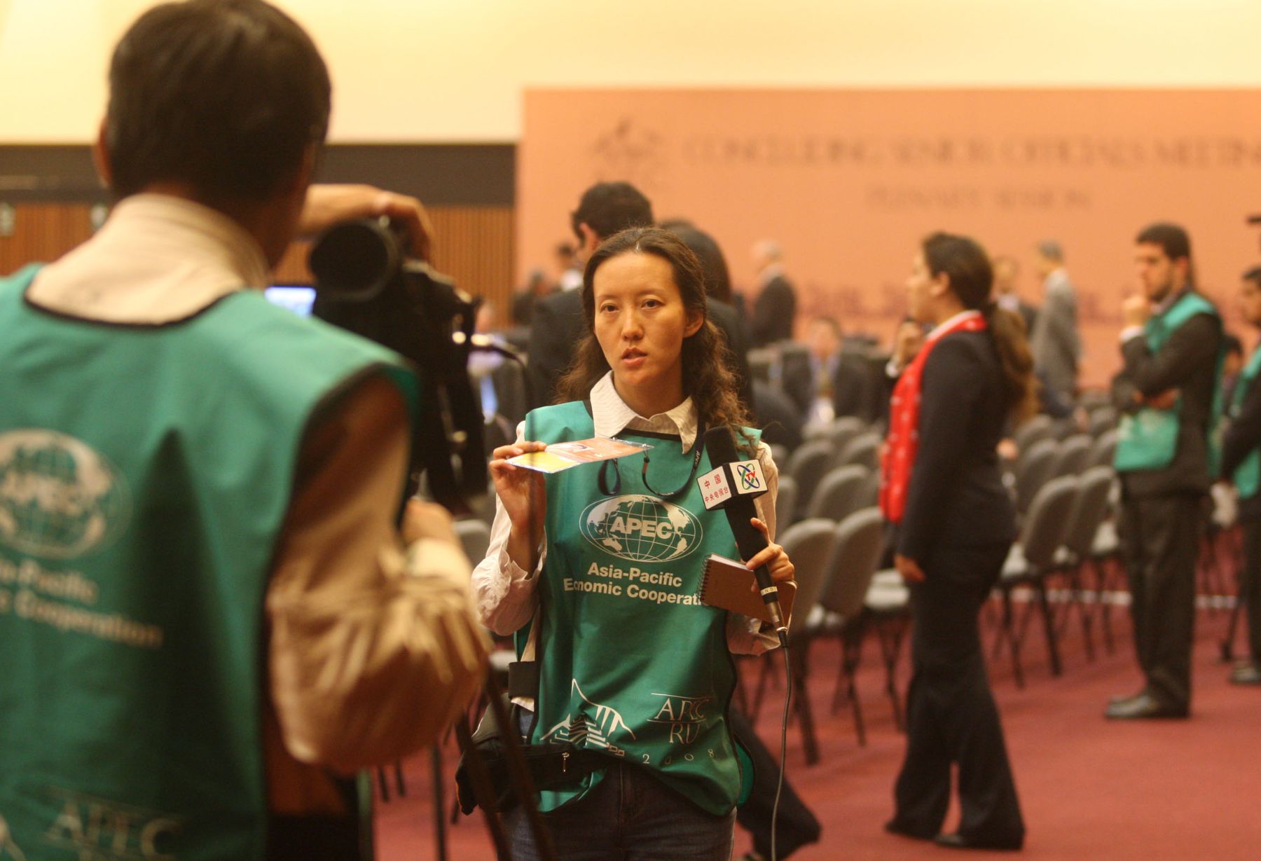 Medios de prensa asiáticos cubren las incidencias de la Reunión Conclusiva de Altos Funcionarios de APEC, en el Museo de la Nación de Lima. Foto:ANDINA / Piero Vargas.
