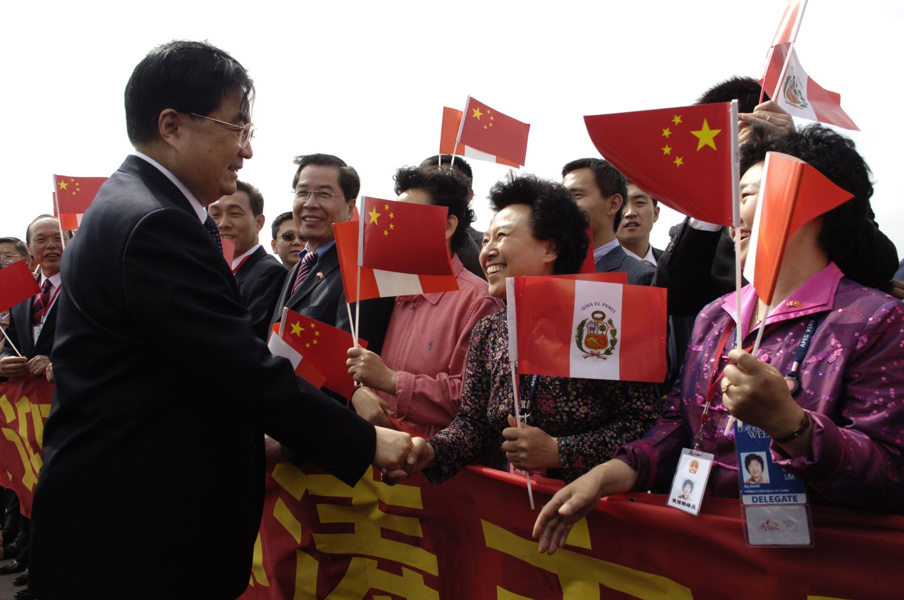 El presidente de la República Popular China, Hu Jintao, arribó esta tarde al Grupo Aereo Nùmero 8. Foto: ANDINA/ Omar Terrones.