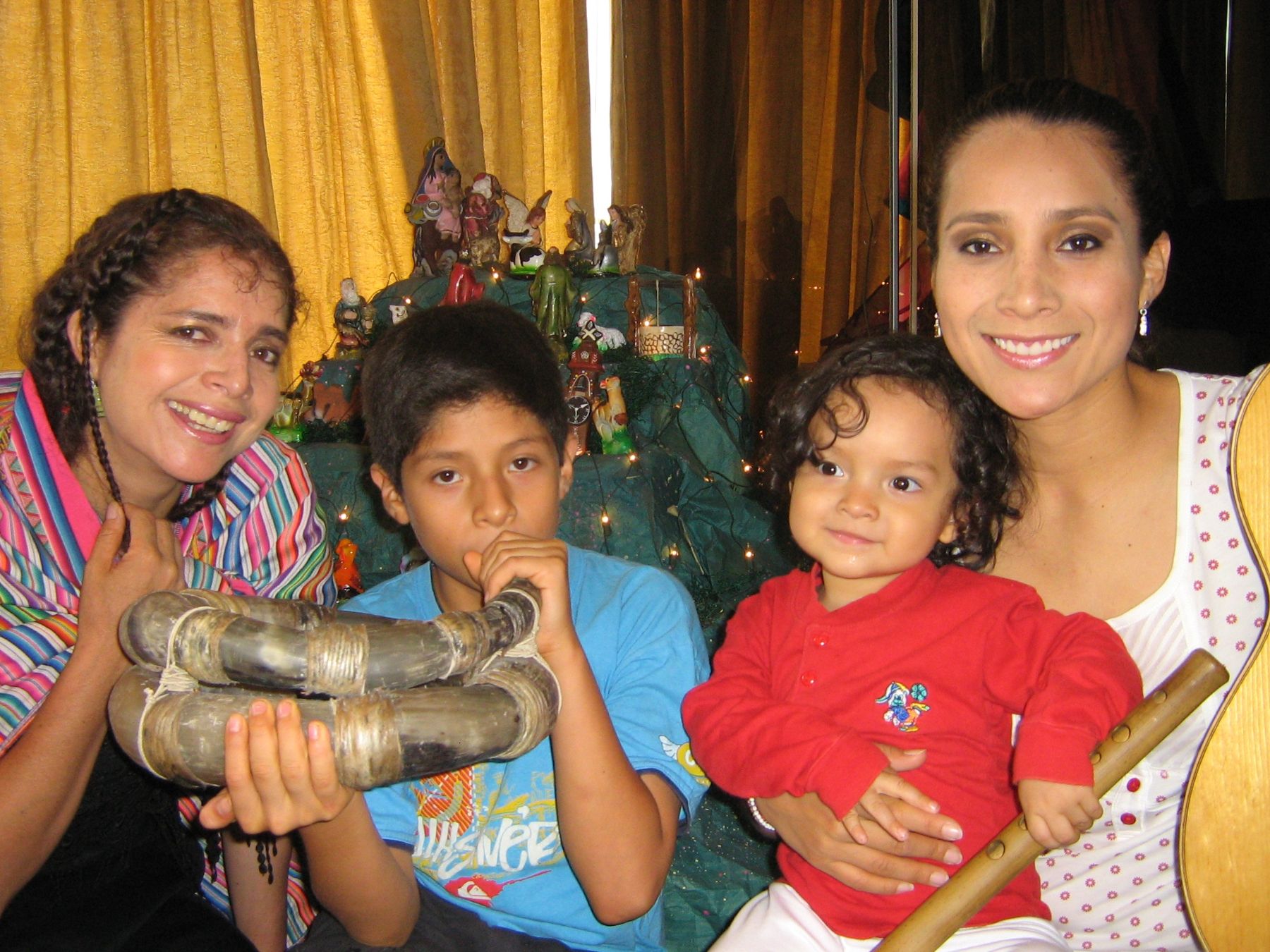 Saywa, Sebastián y Tarif acompañarán a Damaris en Nochebuena.