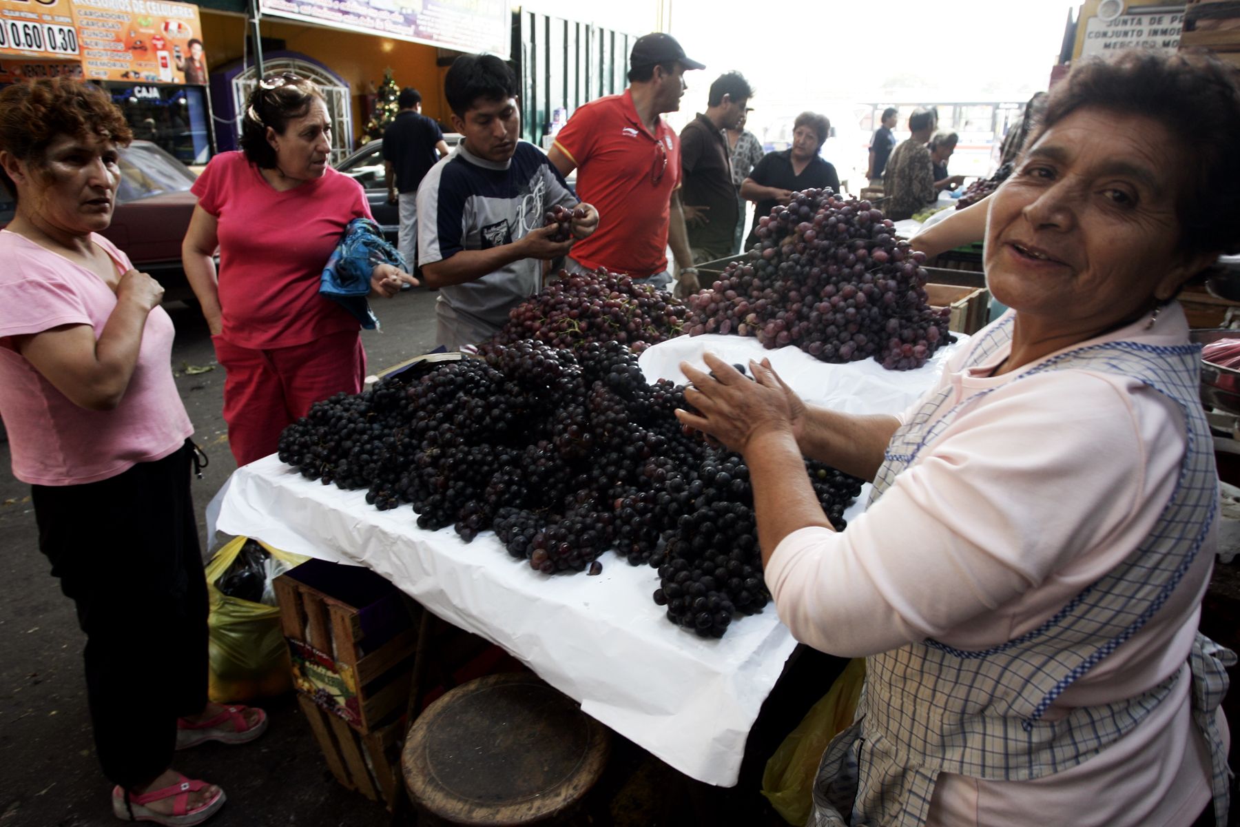 Grape sales to celebrate New Year