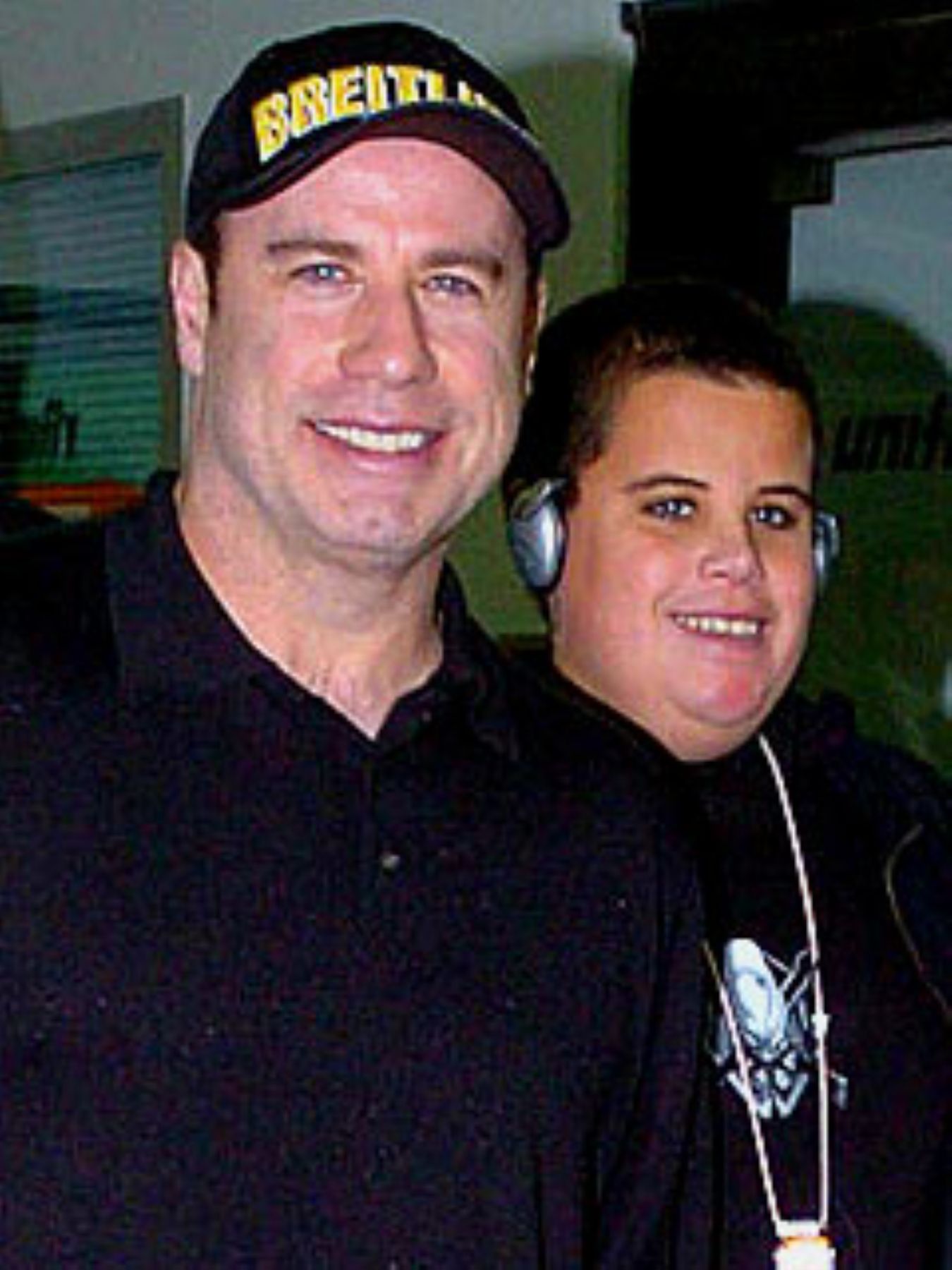 John Travolta y su hijo Jett en el año 2005. Foto: Splash News Online