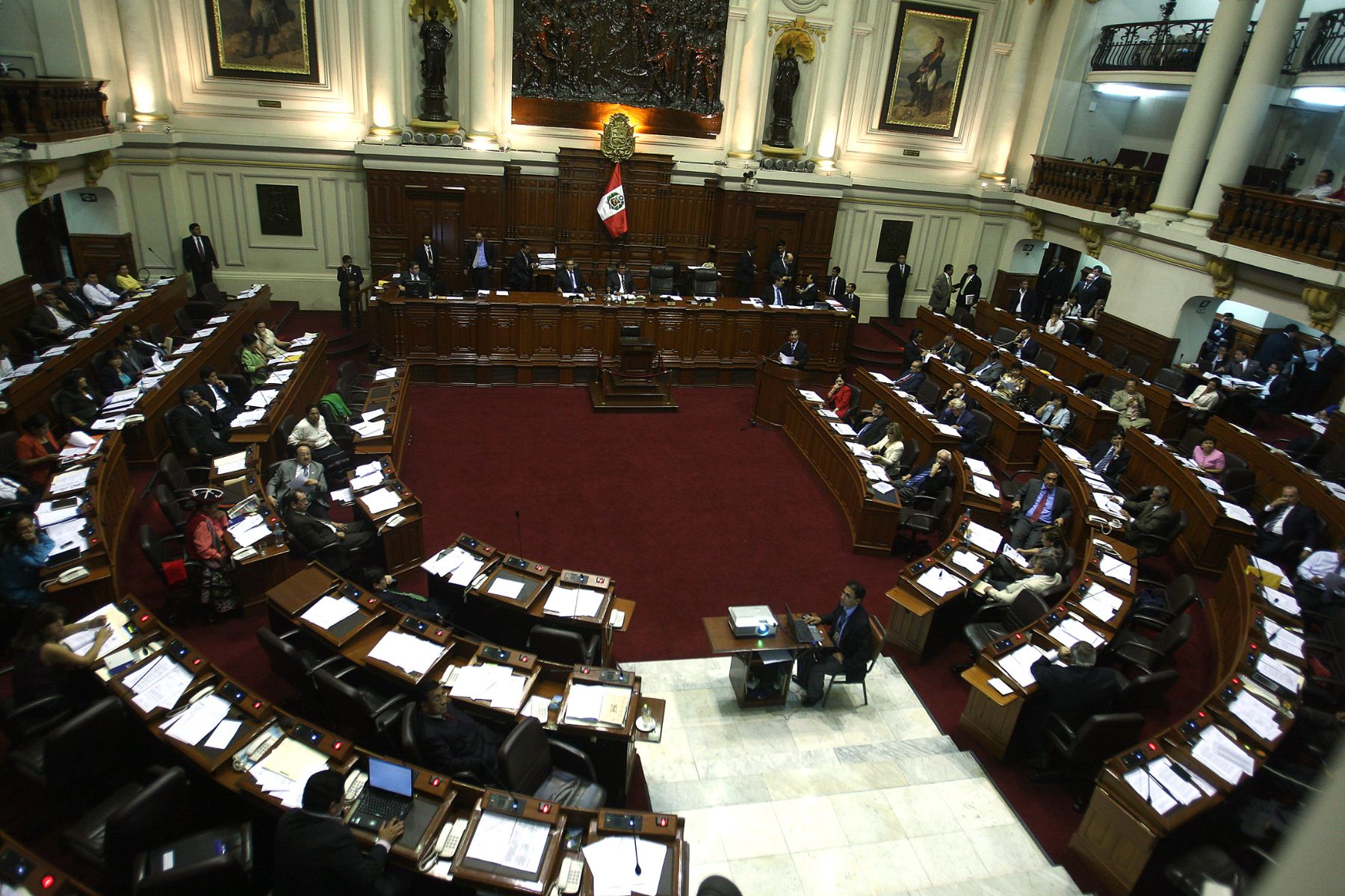 Pleno del Congreso de la República al iniciarse debate de norma para implementar TLC con Estados Unidos. Foto: ANDINA /Jack Ramón Morales