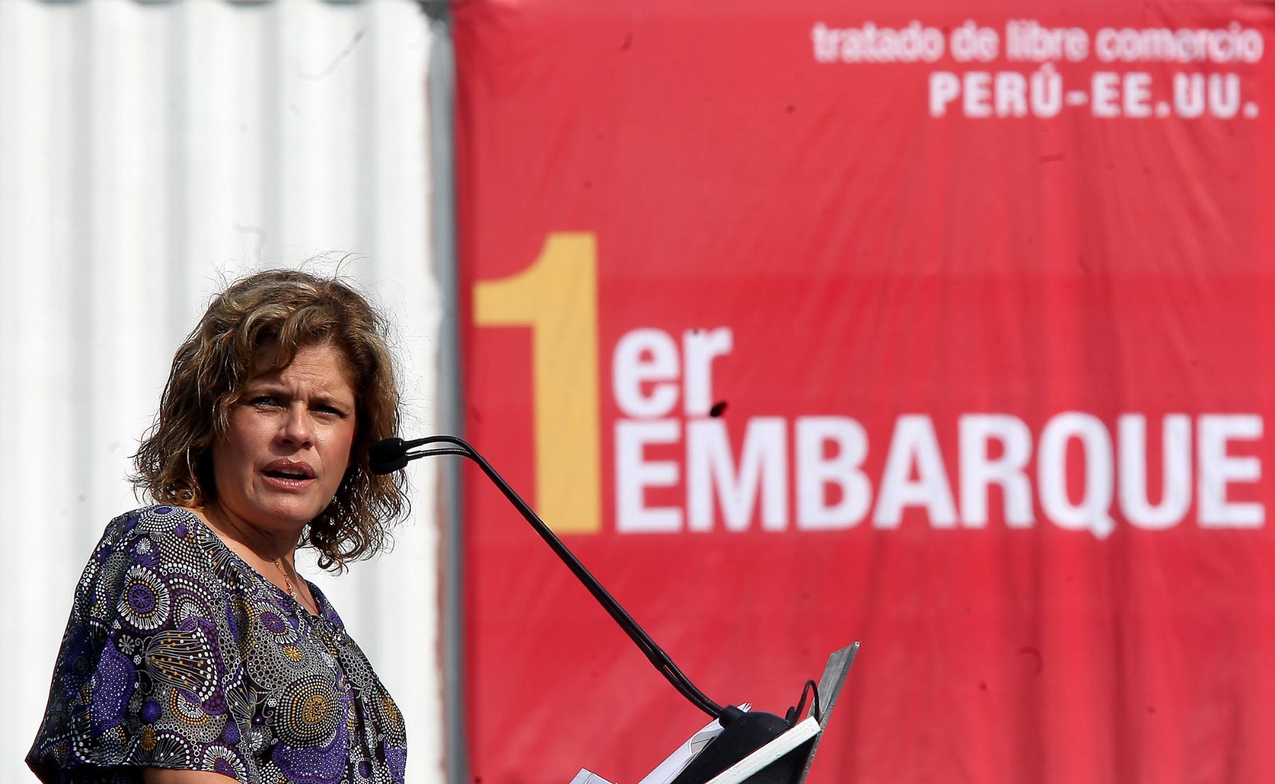 La Ministra de Turismo y Comercio Exterior, Mercedes Aráoz, participa de la ceremonia del primer embarque por el Tratado de Libre Comercio entre Perú y EE.UU. Foto: ANDINA / Alberto Orbegoso