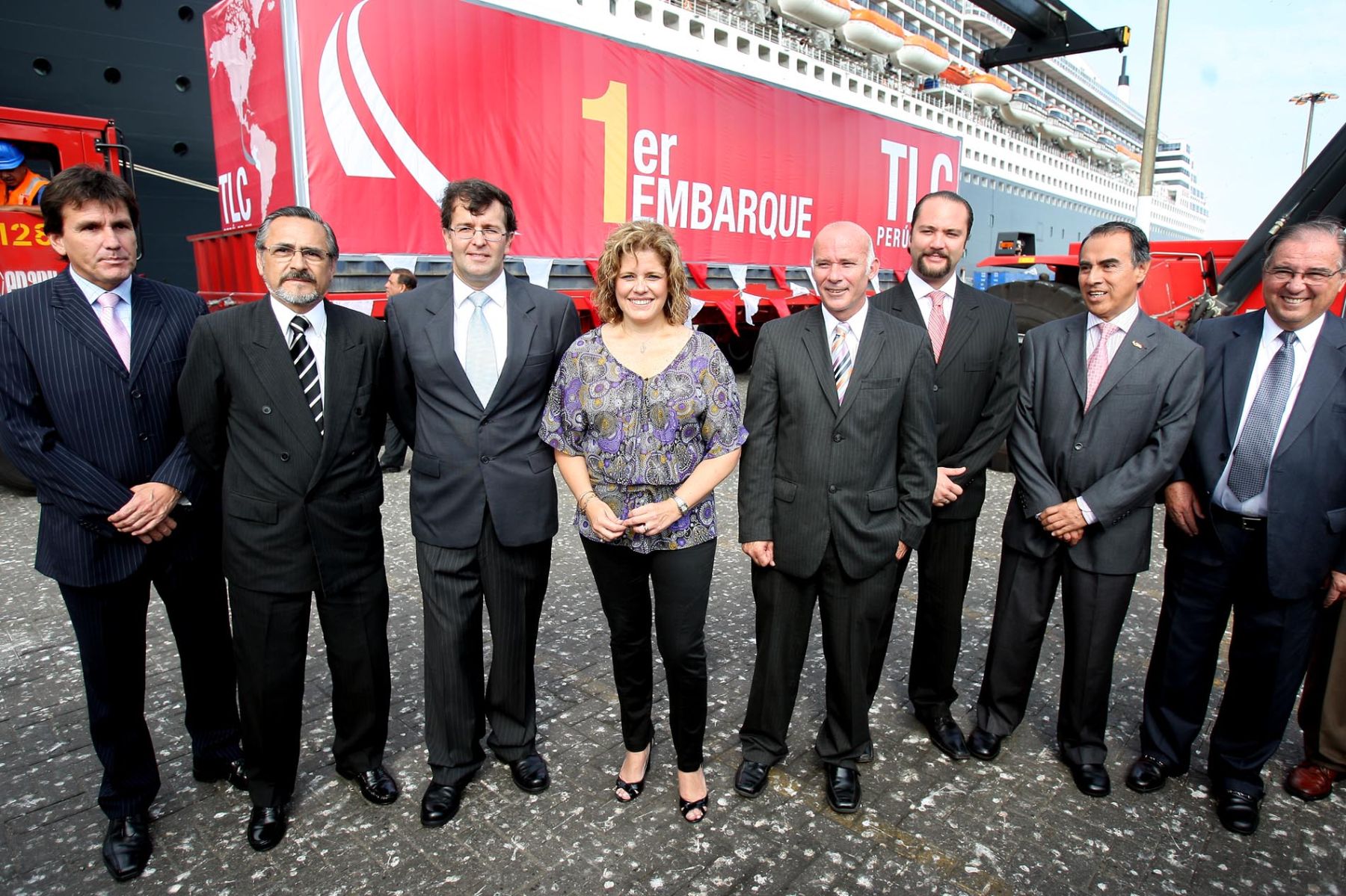 La Ministra de Turismo y Comercio Exterior, Mercedes Araoz, participa de la ceremonia del primer embarque por el Tratado de Libre Comercio entre Perú y EE.UU. Foto: ANDINA / Alberto Orbegoso