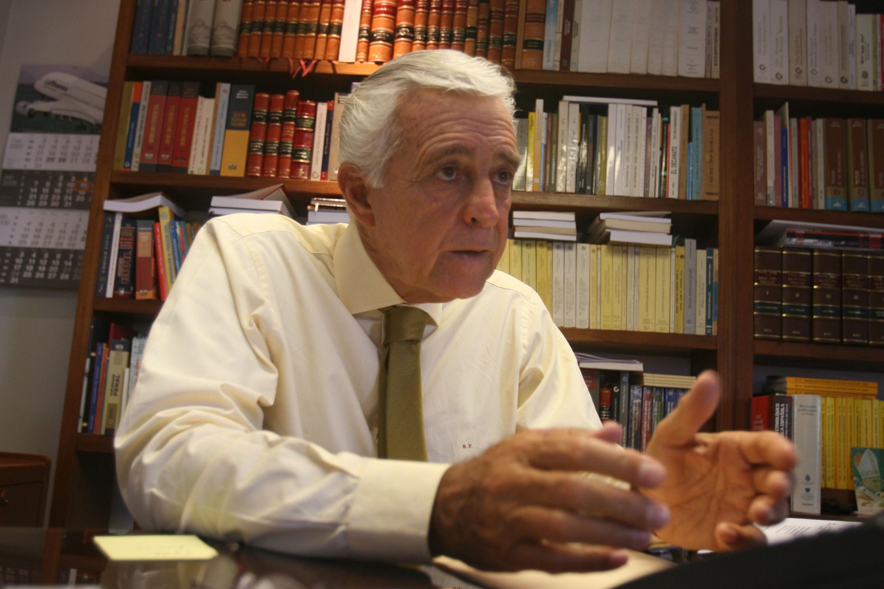 Entrevista con el jurista y ex senador, Raúl Ferrero Costa. Foto: ANDINA/Archivo.