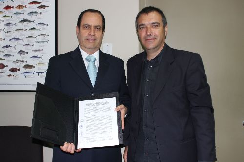 Viceministro de Pesquería, Alfonso Miranda, y gerente general de Arcopa, Rene Adrien.