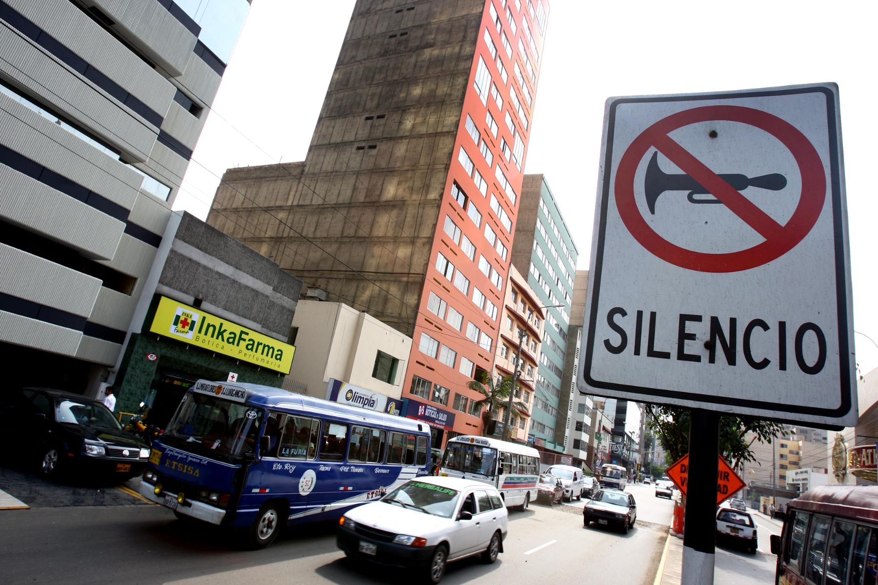 Identifican 30 puntos en Miraflores donde claxon suena en forma ...