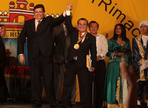 El presidente de la República, Alan Garcia, inaugura bulevar del jirón Trujillo en el Rimac.  Foto: ANDINA / Piero Vargas