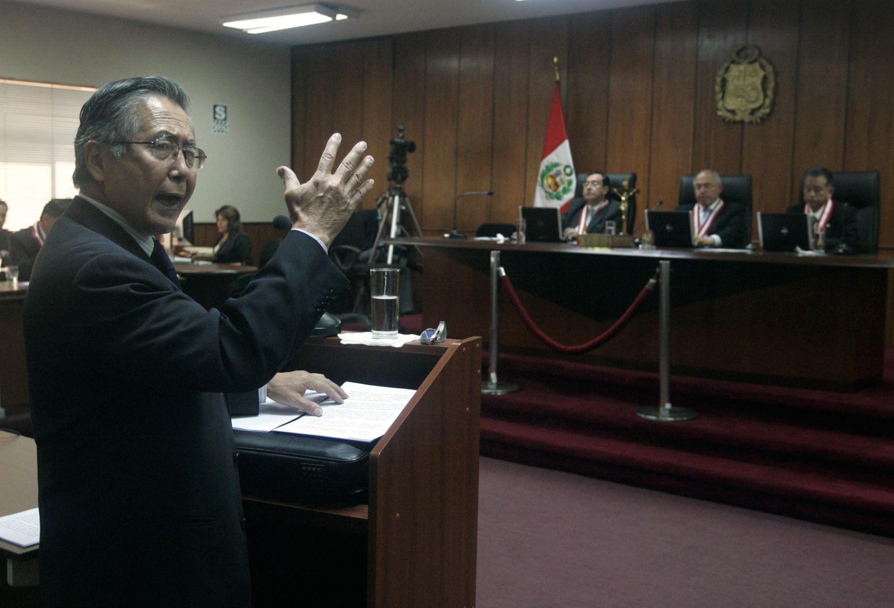 Ex Presidente, Alberto Fujimori en su defensa final en el juicio que se le sigue en la sede de la Dinoes. Foto: ANDINA / Rafael Cornejo