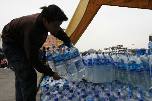Agua embotellada
