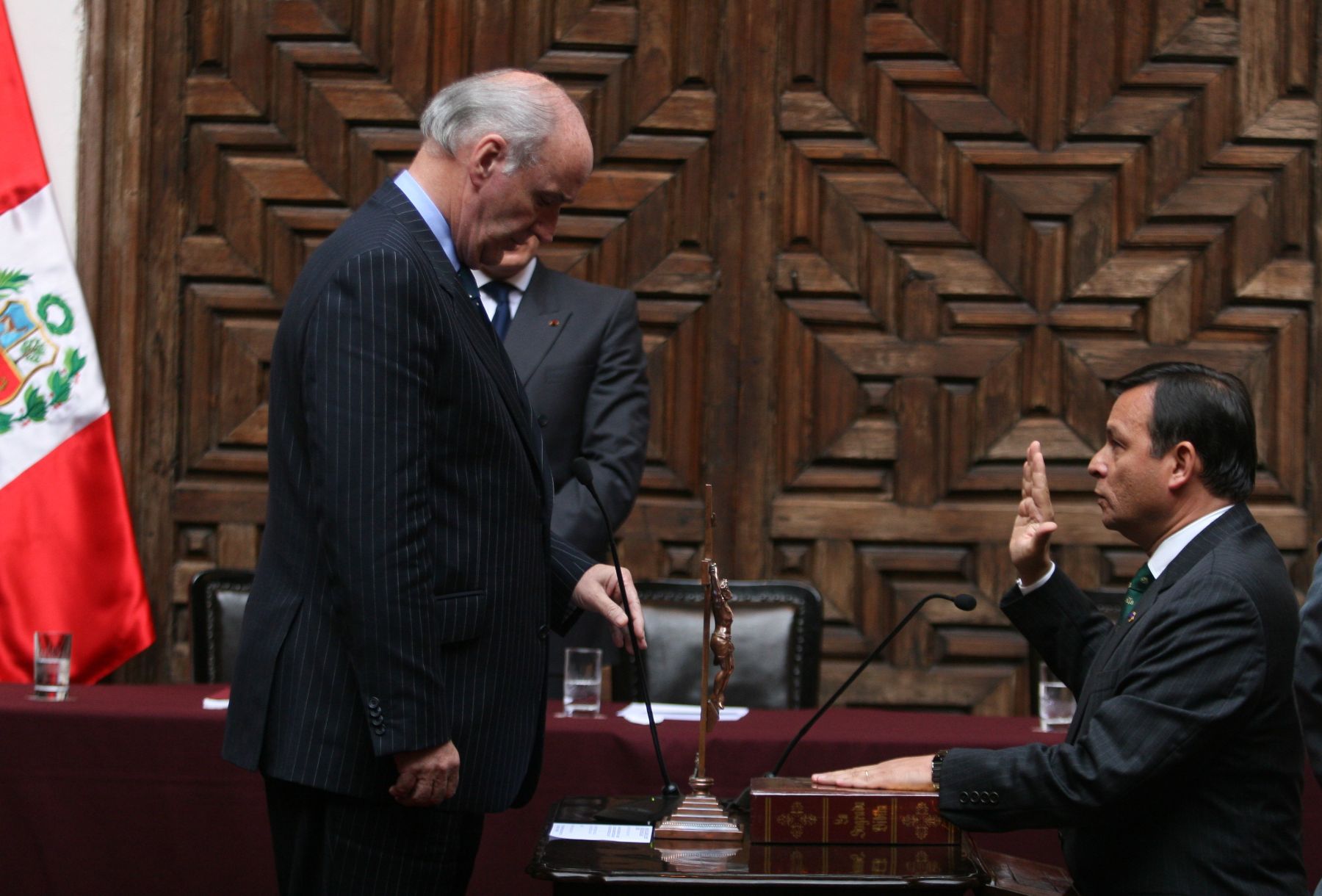 Juramentación del nuevo viceministro de Relaciones Exteriores, Néstor Popolizo Bardales. Foto: ANDINA/ Vidal Tarqui