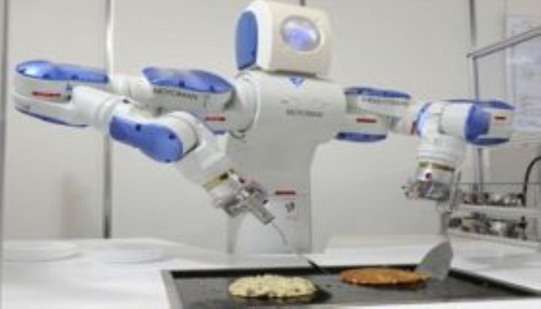 Motoman es el robot creado para asistir en la cocina