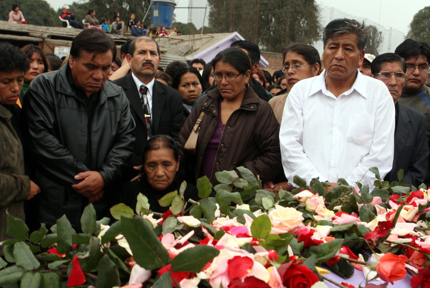 Sepelio de la cantante Alicia Delgado en los Jardines del Buen Retiro en Puente Piedra.Foto:ANDINA/Hector Vinces.