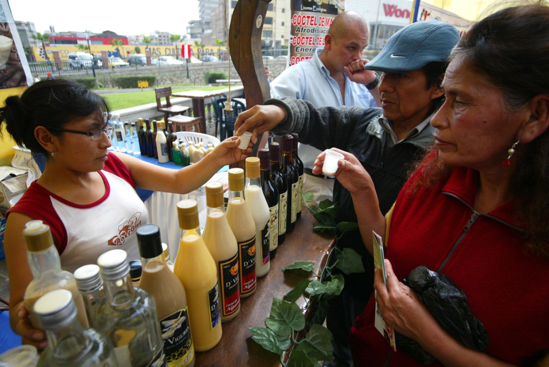 Inauguran el Festival Pisco Surco 2009.
Foto: ANDINA / Rubén Grández.