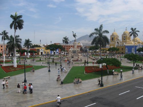 Plaza de Armas de Trujillo. Foto: ANDINA/Óscar Paz.