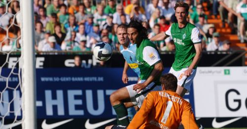 Claudio Pizarro.