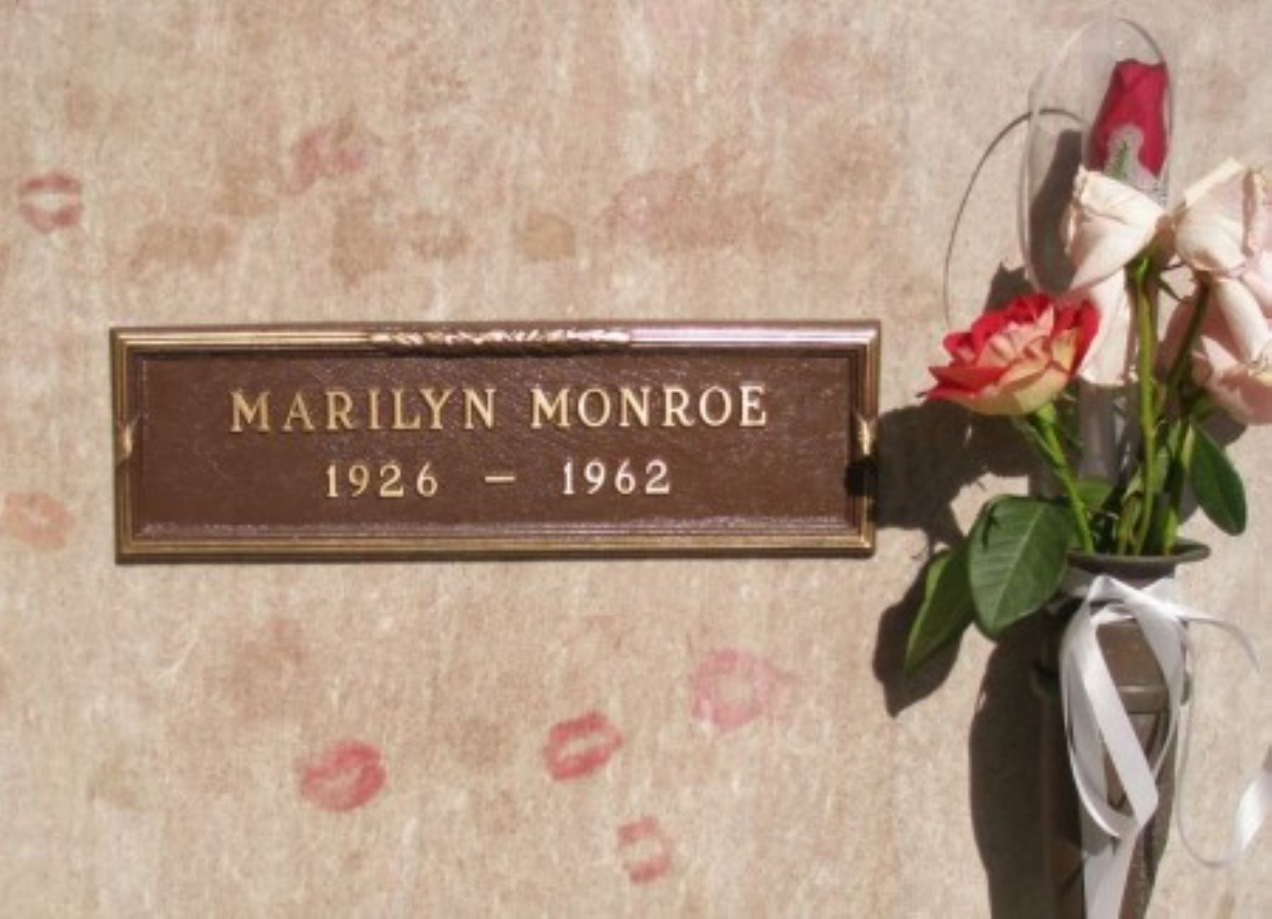 Pagaron más de 4, 5 millones de dólares por tumba sobre la de Marilyn Monroe | Noticias | Agencia Peruana de Noticias Andina