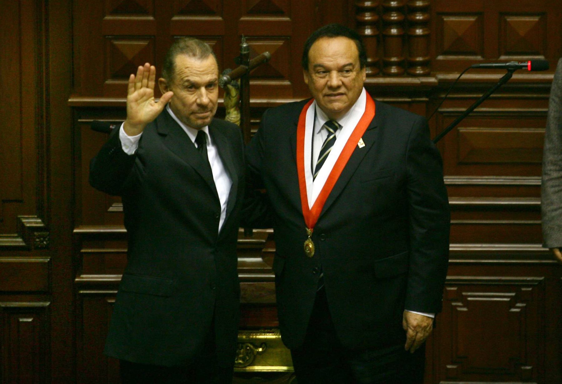 Juramento de Ricardo Belmont como congresista de la República. Foto: ANDINA/Víctor Palomino.