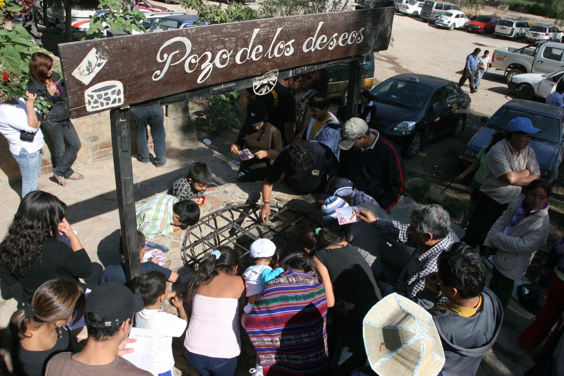 Miles de fieles llegaron a Santuario de Santa Rosa de Lima, en el poblado de Santa Rosa de Quives. Foto: Rocío Farfán.