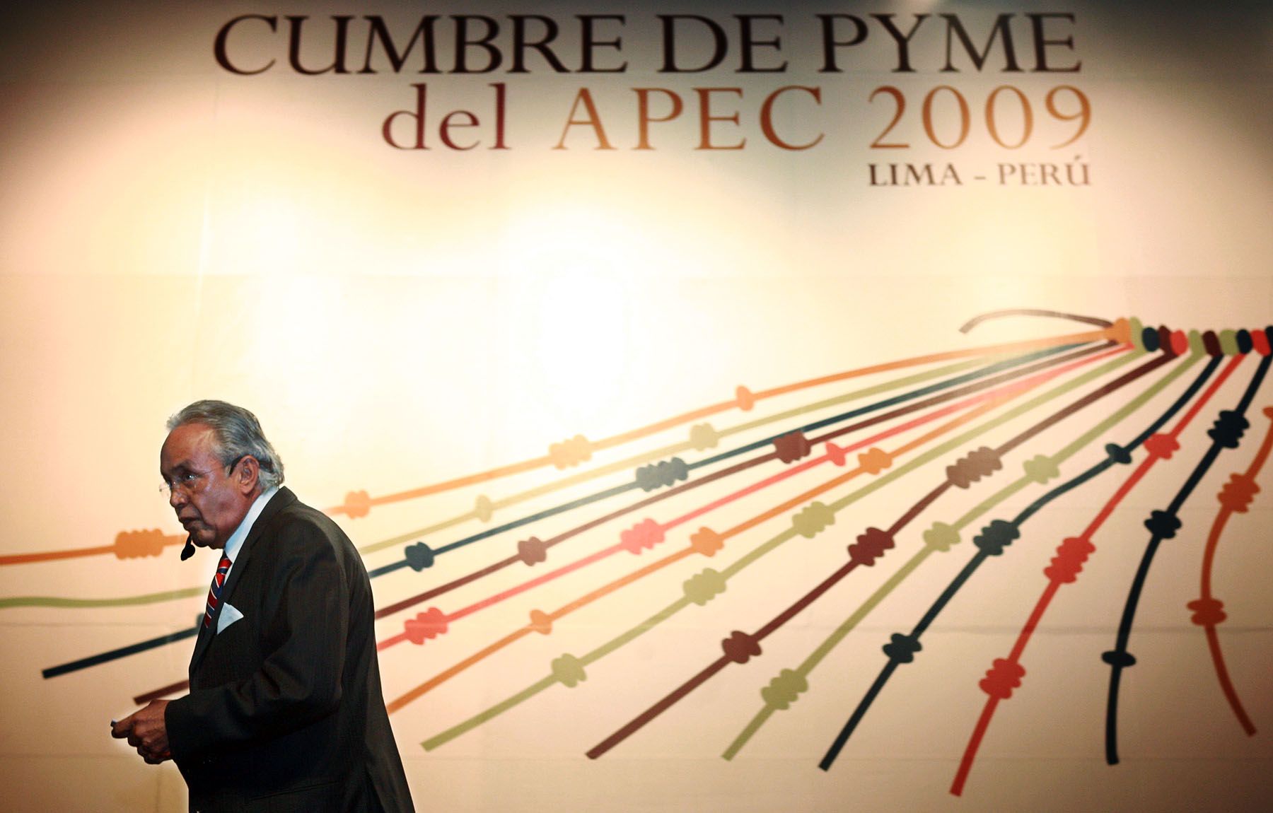 El Expositor Mexicano Miguel Angel Cornejo, participa en la Cumbre de PYME del APEC 2009.Foto:ANDINA/Carlos Lezama
