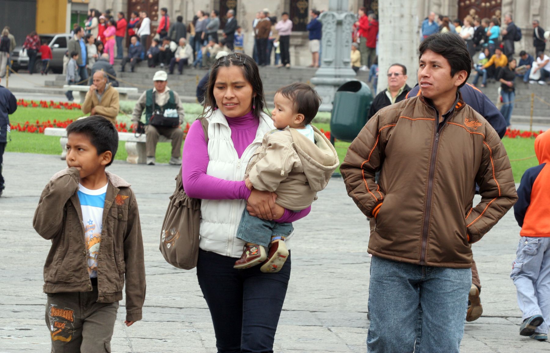 Mayoría de padres peruanos está dispuesta a dedicar más tiempo a sus hijos, según revela encuesta. Foto: ANDINA/Archivo.