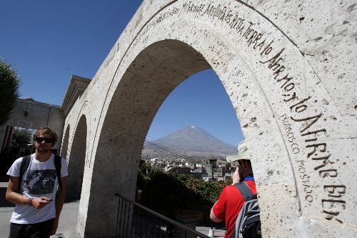 Vista panorámica de la ciudad de Arequipa desde el mirador de Yanahuara. Foto:ANDINA/Archivo/Jack Ramón.