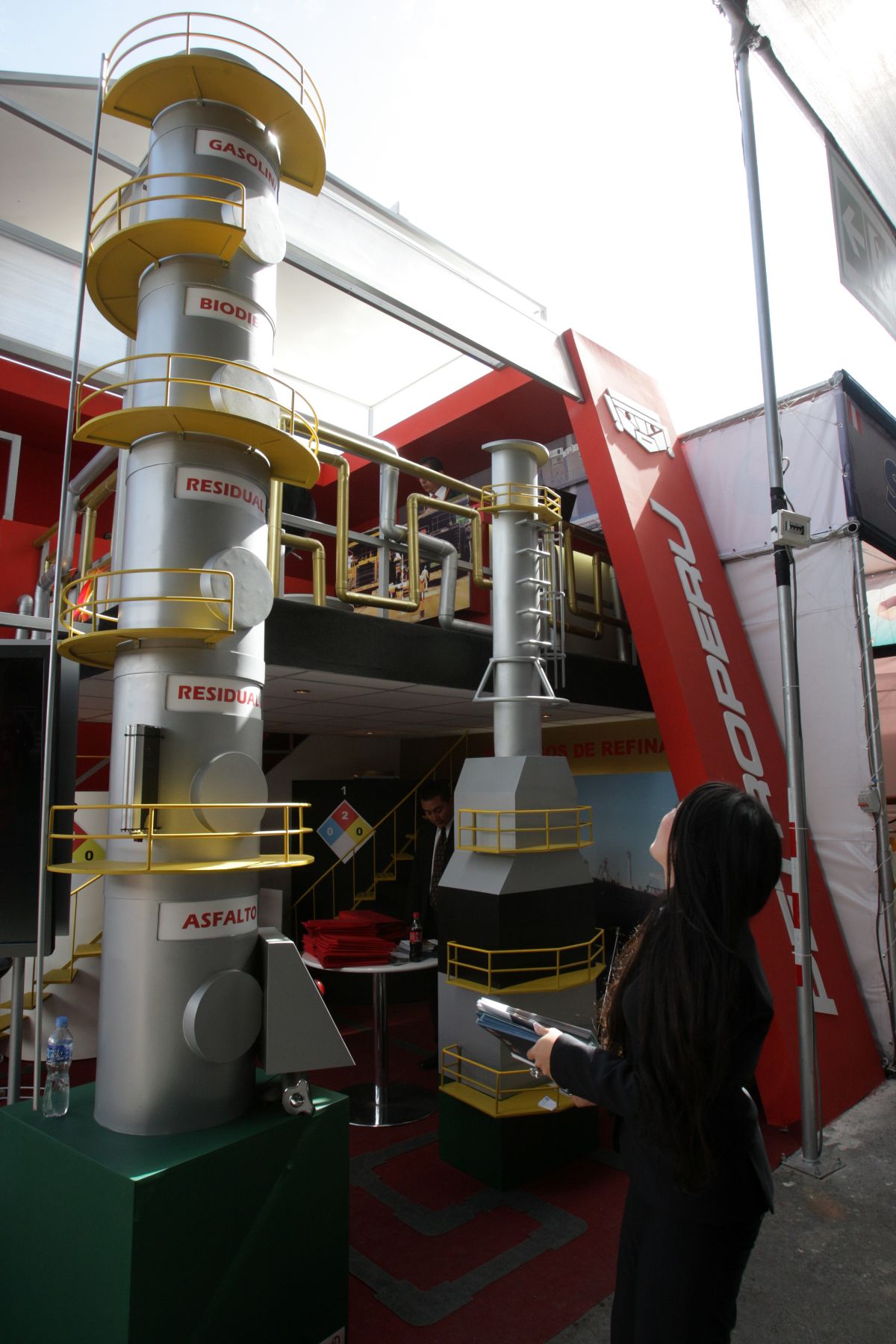 Stand de Petroperú en la Convención Minera Perumin. que se realiza en la ciudad de Arequipa.Foto:ANDINA/Jack Ramón