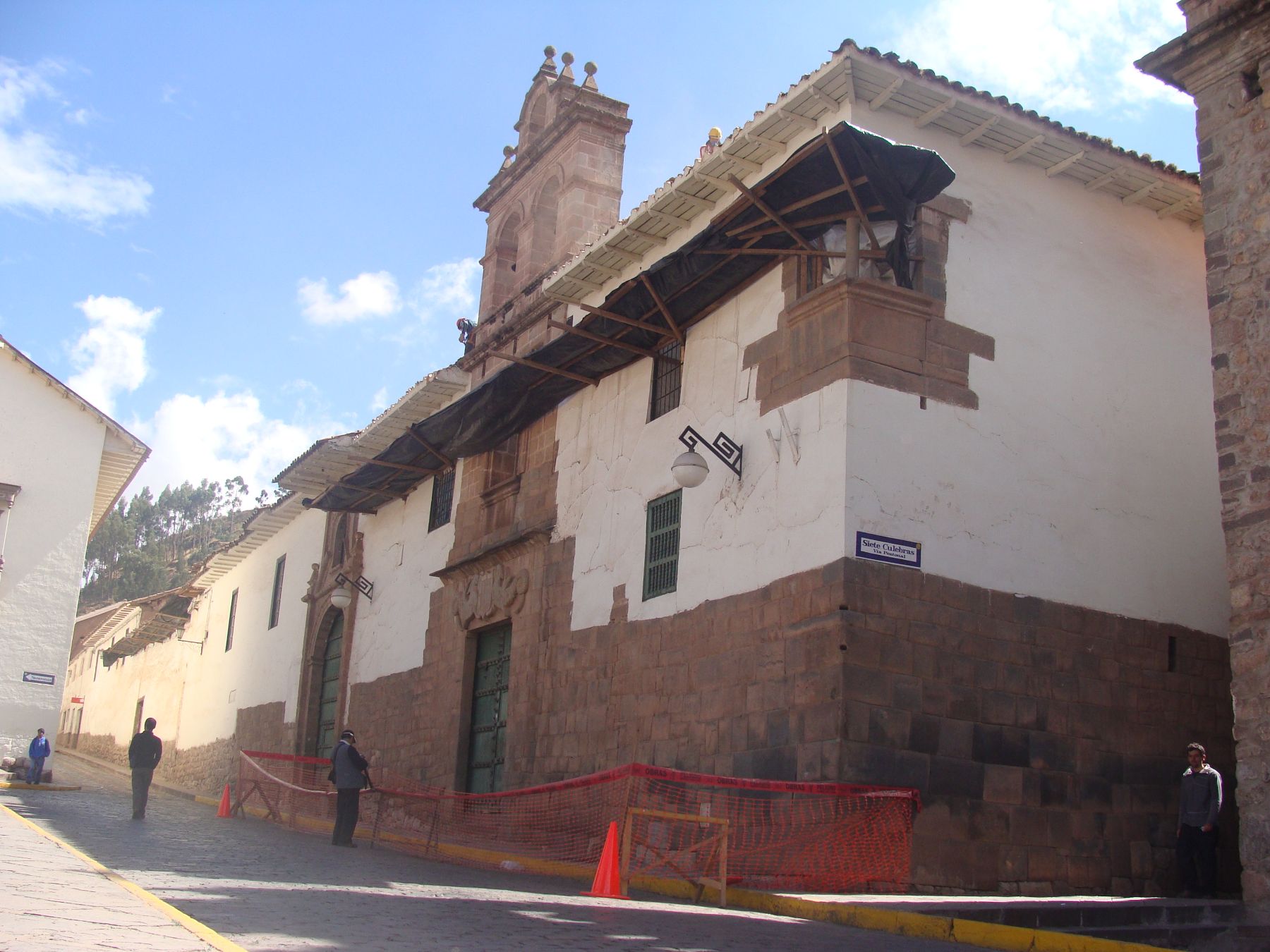 Un muro inca fue descubierto durante las excavaciones como parte del proyecto de adecuación de un hotel cinco estrellas de la cadena Orient Express, en Cusco. Foto: ANDINA / Fernando Zora-Carvajal.