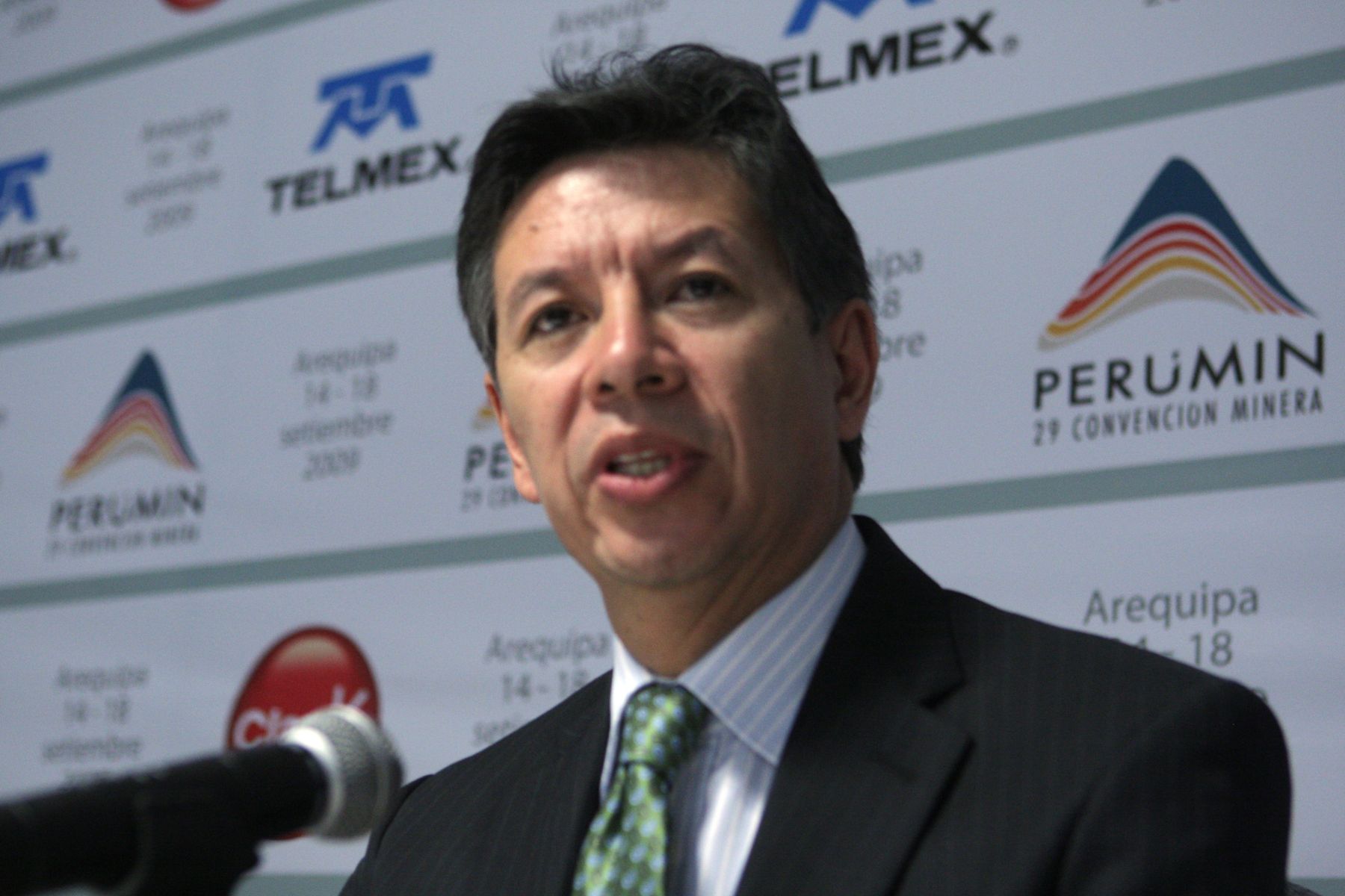 Ministro de Energia y Minas ,Pedro Sanchez ,ofrece conferencia de prensa en el marco de la clausura PerúMin - 29 Convención Minera, en la ciudad de Arequipa.Foto:ANDINA/Jack Ramòn