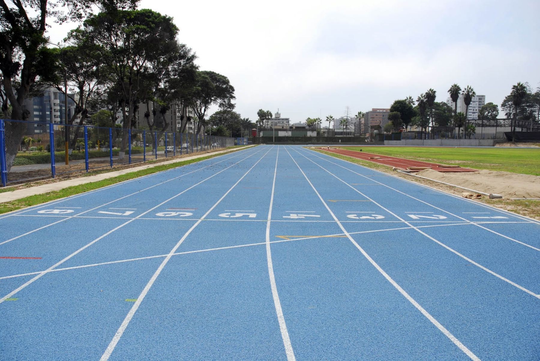 Nueva pista atlética de estadio Gálvez Chipoco de Barranco
