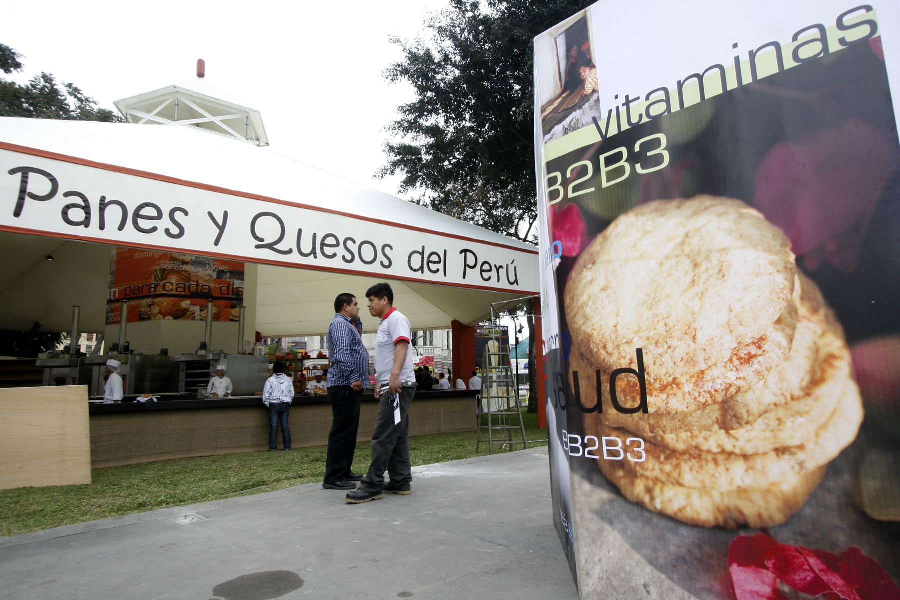 Feria Gastronómica Mistura se prepara para recibir al público en el Parque de la Exposición. Foto: ANDINA/Stephanie Zollner