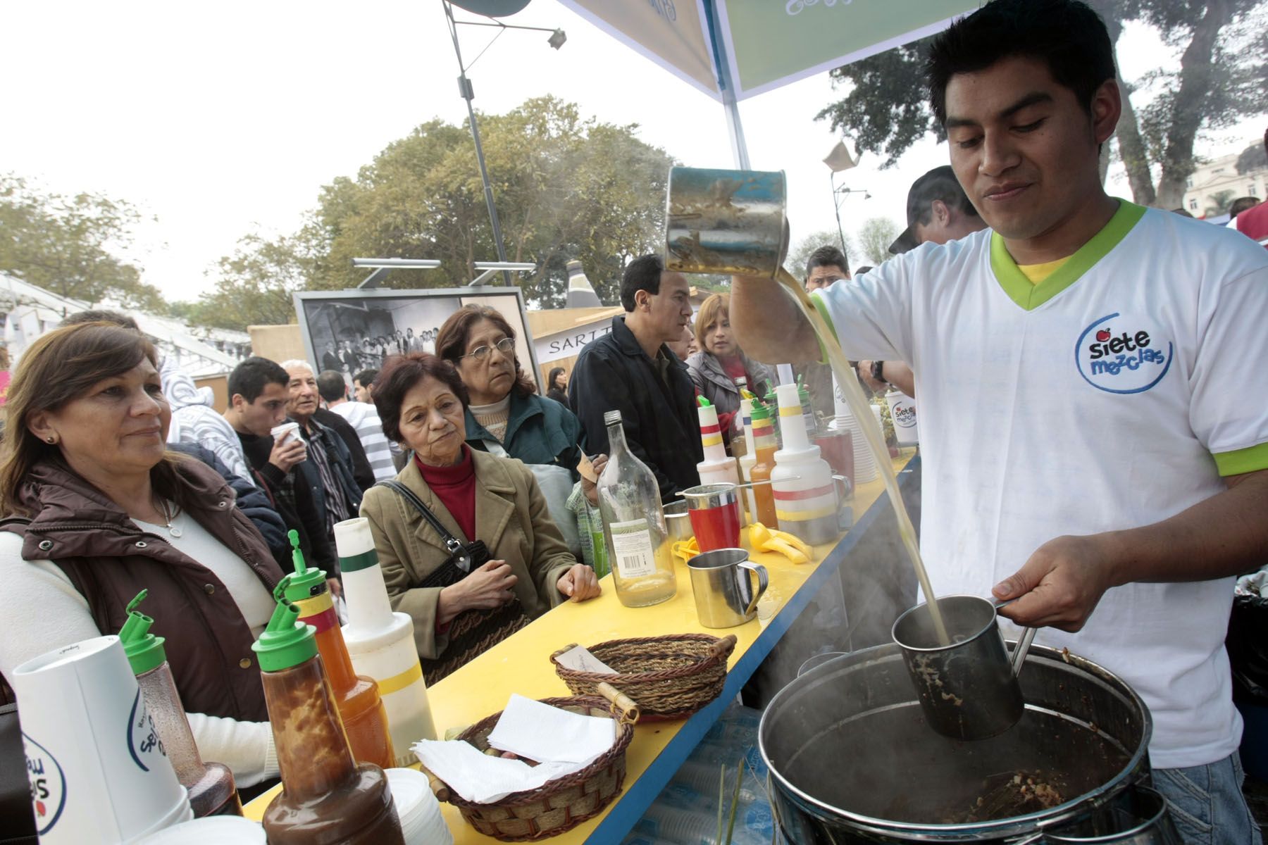 Por Tacna y Tumbes, extranjeros vienen a Perú sólo para probar su gastronomía. Foto: ANDINA/Juan Carlos Guzmán Negrini.