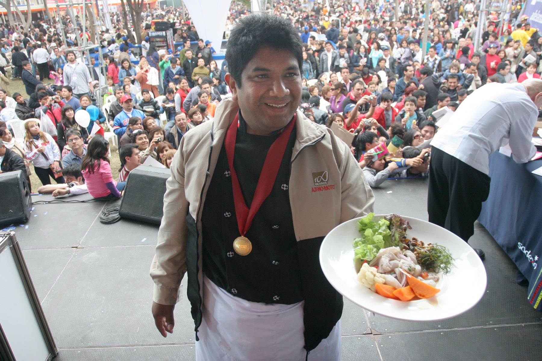 Javier Arevalo Arias, cheff ganador del Mejor Ceviche en Feria Mistura 2009. Foto: ANDINA/ Rocío Farfán