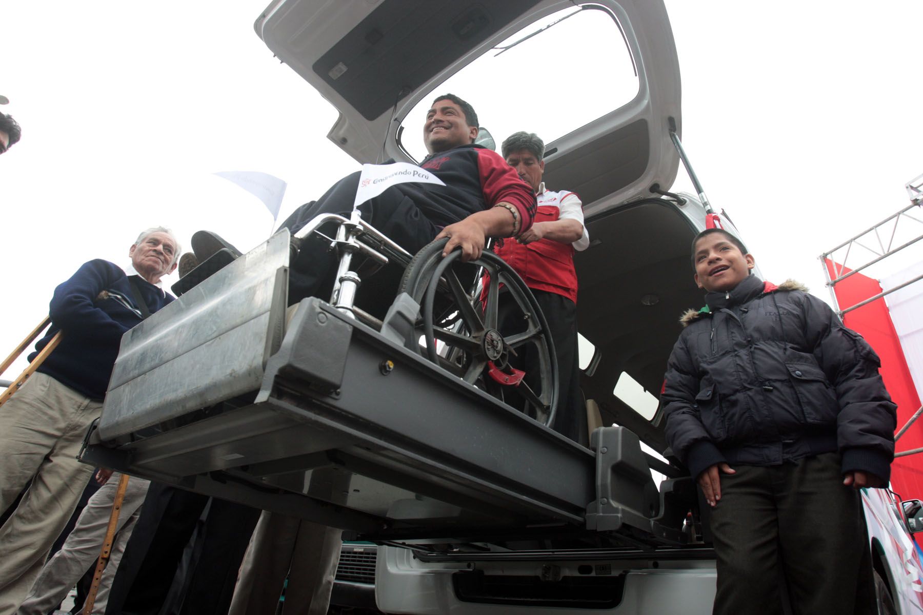 Ceremonia de entrega de vehículos especiales para personas con discapacidad.Foto:ANDINA / Juan Carlos Guzmán Negrini.