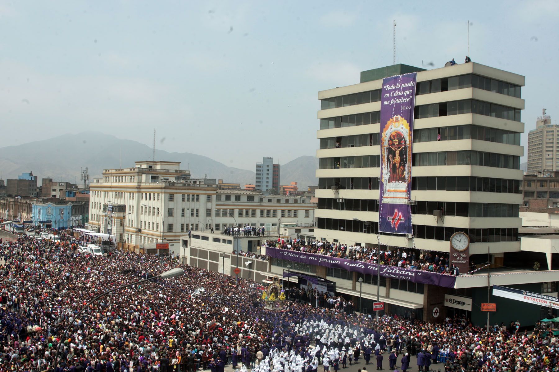 Editora Perú rinde homenaje a Cristo Moreno. 
Foto: ANDINA / Juan Carlos Guzmán Negrini.
