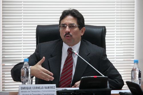 El ministro de Transportes y Comunicaciones, Enrique Cornejo Ramírez, asiste a la Comisión  Proinversión del Congreso de la República. Foto: ANDINA/ Rocio Farfán.