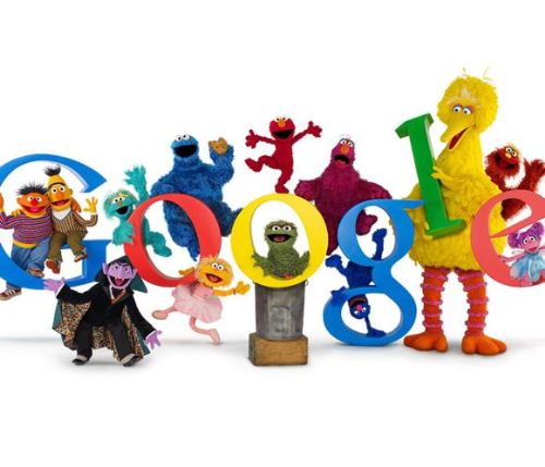 Durante toda la semana aparecieron de a pocos los entrañables personajes de Plaza Sésamo en el logo de Google. Hoy están todos en su fecha central por el 40 aniversario.