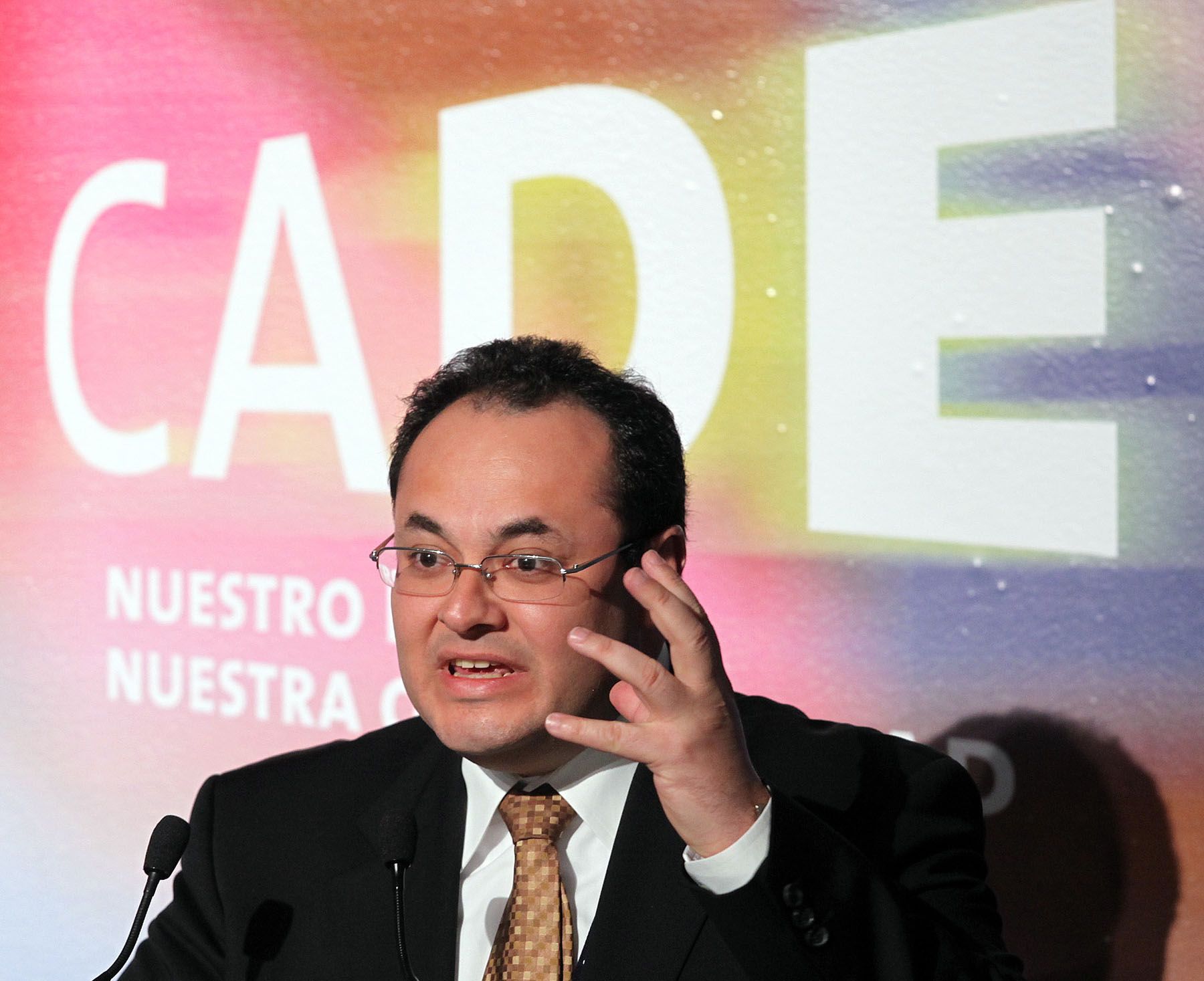 El ministro de Economía y Finanzas (MEF), Luis Carranza,expone en la Conferencia Anual de Ejecutivos (CADE, en la ciudad de Arequipa. Foto: ANDINA/Carlos Lezama