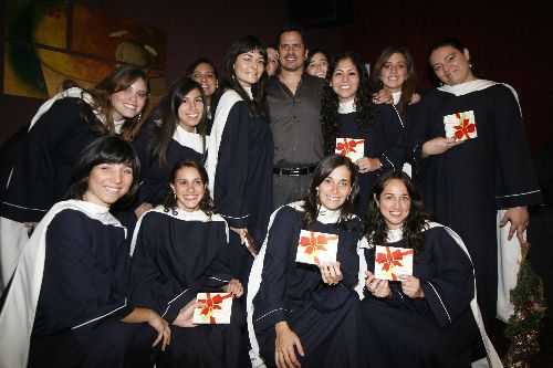 Jaime Cuadra y Coro Arpegio presentaron nueva producción musical "Navidad a Voces". 
Foto: ANDINA/Stephanie Zollner