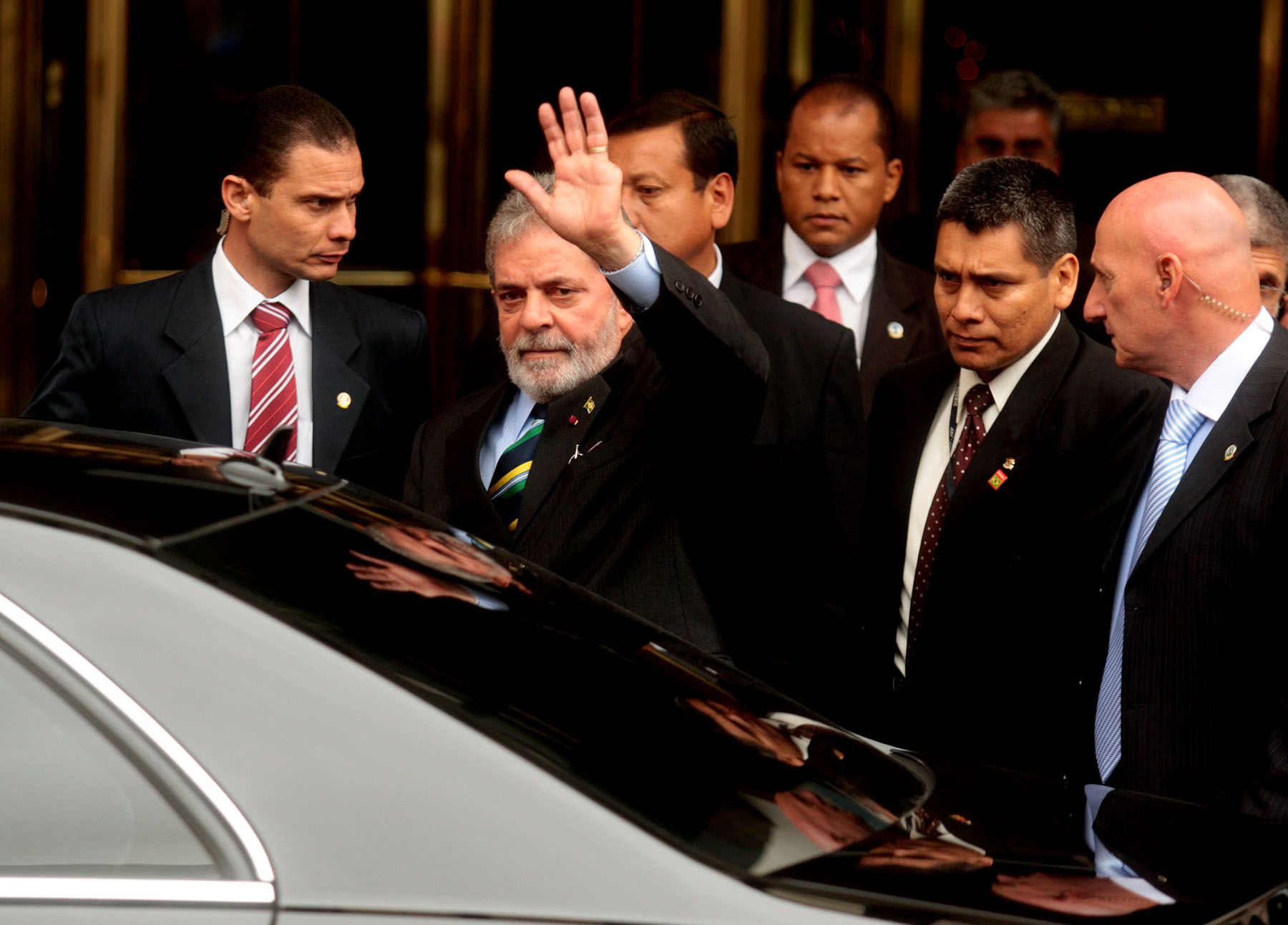 El Presidente de Brasil, Ignacio Lula Da Silva, se retira de su hotel rumbo a Palacio de Gobierno.

Foto: ANDINA/Juan Carlos Guzmán Negrini.