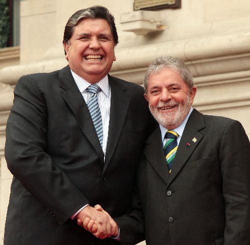 Brazilian President Lula da Silva arrives in Government Palace to meet with President Garcia. Photo: ANDINA/Carlos Lezama