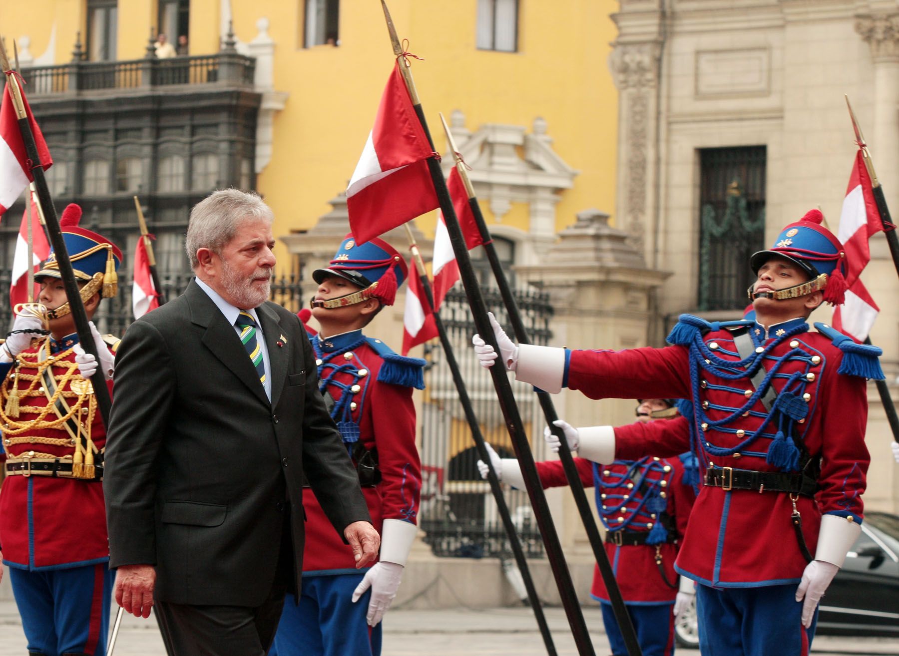 El presidente de la República, Alan García, recibió a su homólogo brasileño Luiz Inácio Lula de Silva en Palacio de Gobierno. 
Foto: ANDINA/Carlos Lezama
