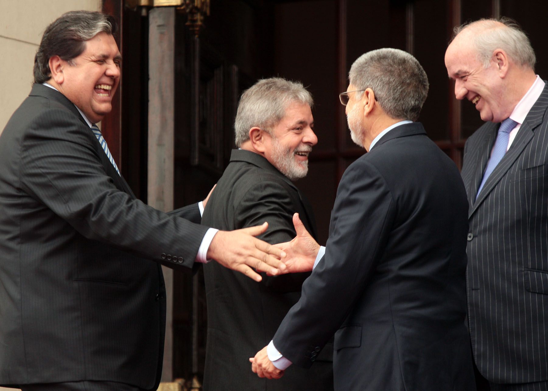 El presidente de la República, Alan García, recibió a su homólogo brasileño Luiz Inácio Lula de Silva en Palacio de Gobierno. Foto:ANDINA/Carlos Lezama