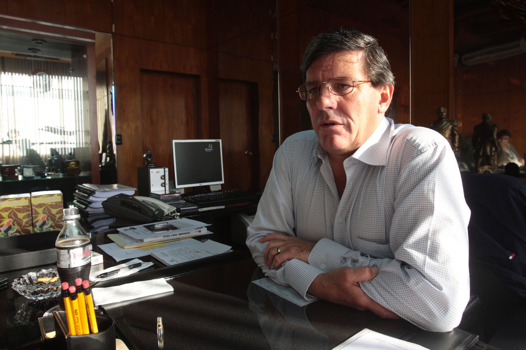 Rey: Sería dañino otorgar bonificación a FFAA con recursos de obras no ...