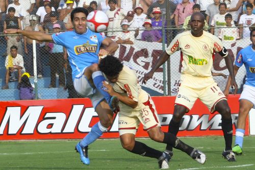 Fútbol Leon de Huanuco vs. Sporting Cristal Foto: ANDINA/Vidal Tarqui