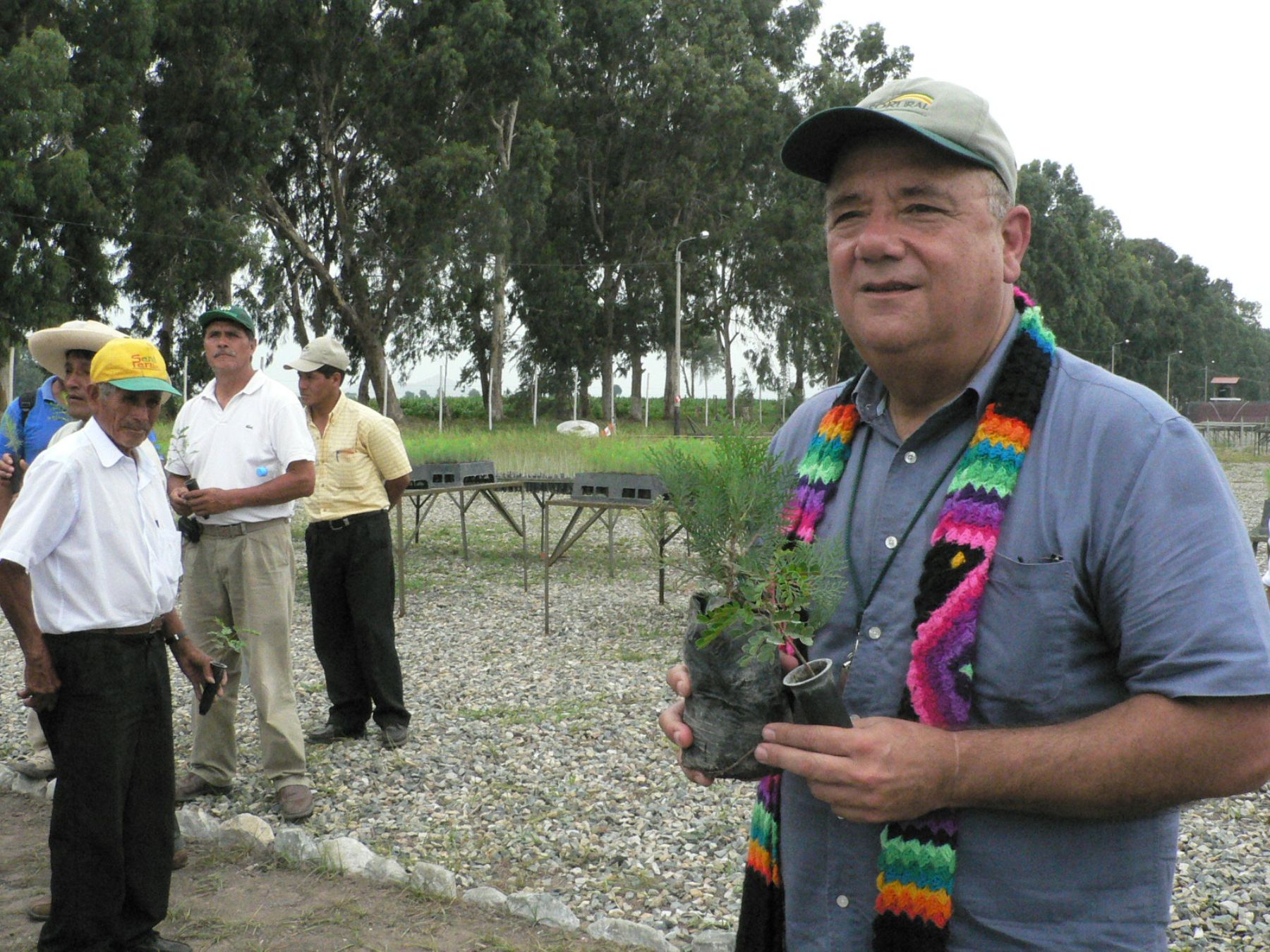 E director ejecutivo de AgroRural, Rodolfo Beltrán Bravo, puso en marcha vivero de alta tecnología en la provincia de Ferreñafe (Lambayeque). Foto: AgroRural.
