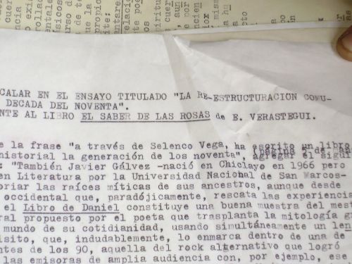 Manuscrito de El saber de las rosas, de Enrique Verástegui, el ensayo estuvo perdido durante 10 años.