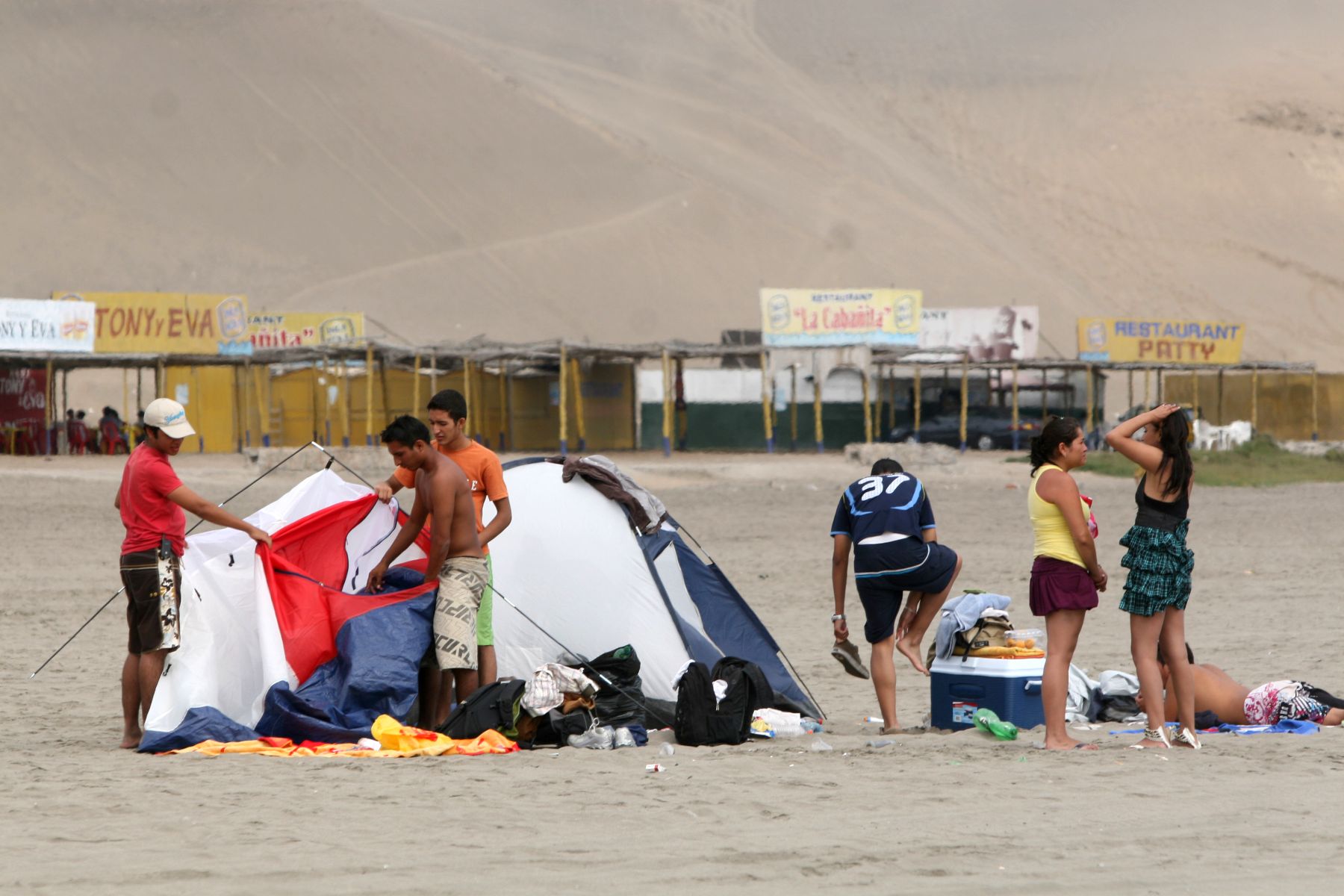 Digesa invoca a mantener limpias las playas. Foto: ANDINA/archivo